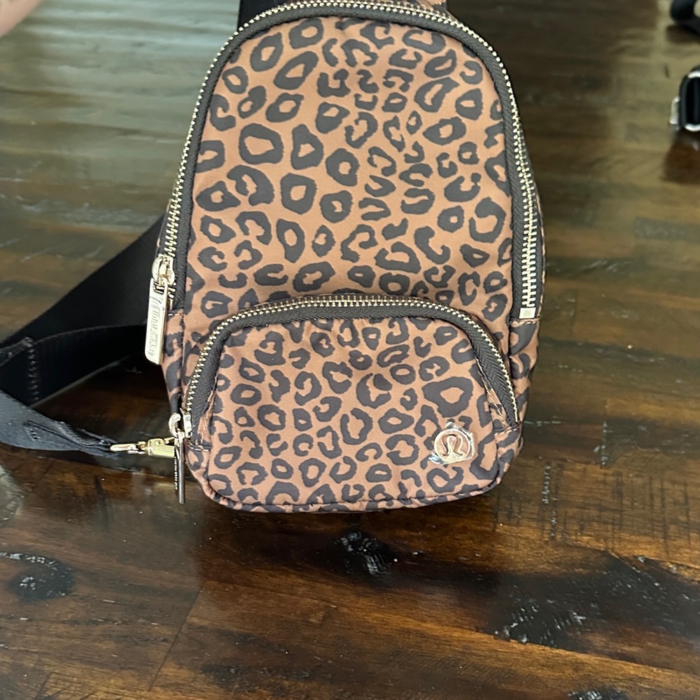Lululemon sling bag